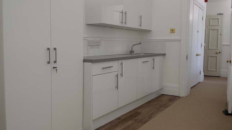 Office Teapoint in gloss white installed in St James' London 